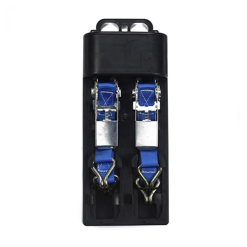 The 2PC Ratchet Strap set In a 25MM Plastic Case